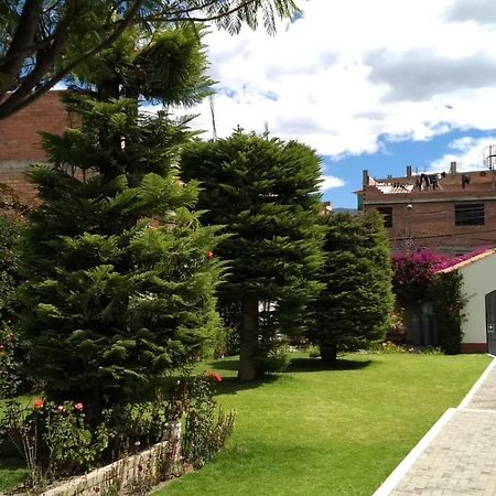 Hotel Colomba Huaraz  Buitenkant foto