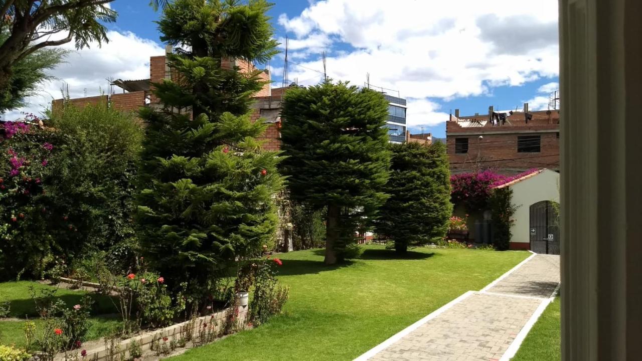 Hotel Colomba Huaraz  Buitenkant foto