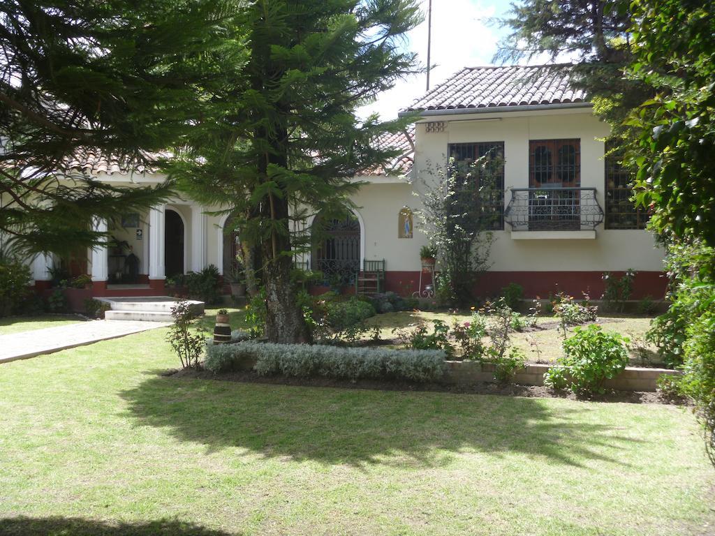 Hotel Colomba Huaraz  Buitenkant foto