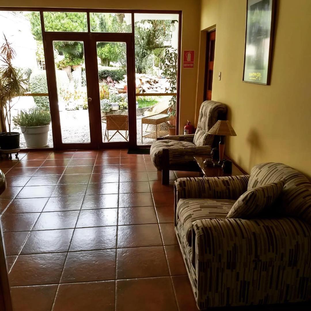 Hotel Colomba Huaraz  Buitenkant foto